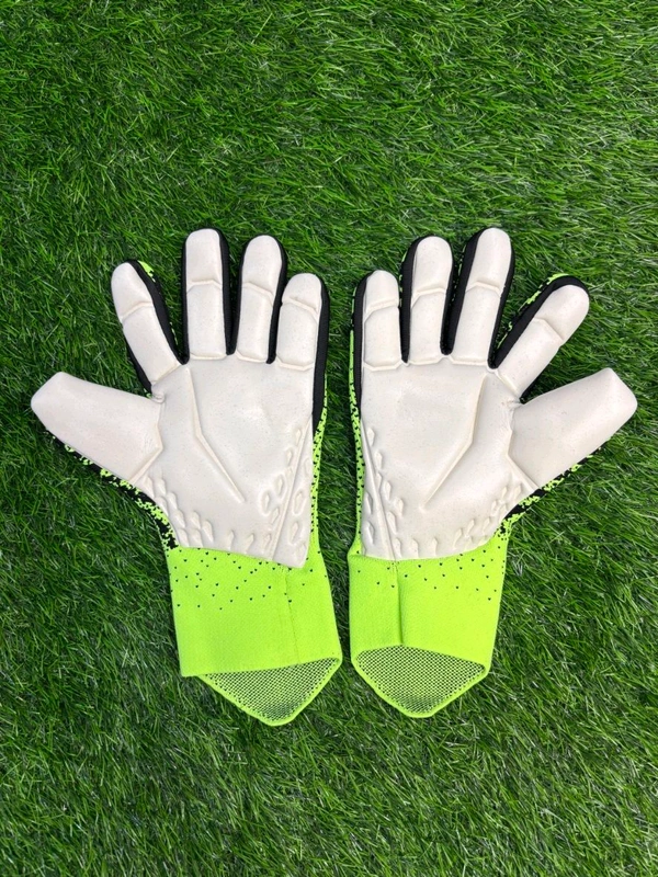 Predator Green And Black GK Gloves  - 8