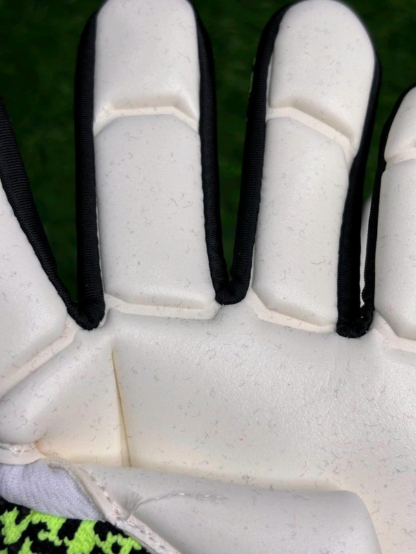Predator Green And Black GK Gloves  - 8