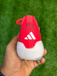 Predator Pro Red FG With Lace - 8