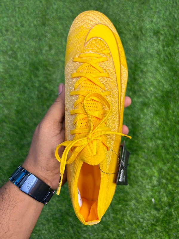 Mercurial Vapor 16 Elite Yellow Low-Top SE FG - 9
