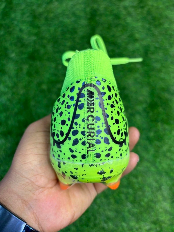 Mercurial Vapor 16 Green & Black Low-Top FG  - 5.5