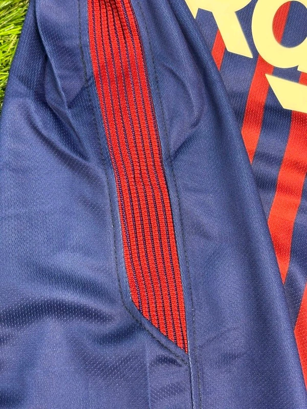 Retro FC Barcelona 17/18 Home Half Sleeve Jersey  - L