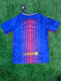 Retro FC Barcelona 17/18 Home Half Sleeve Jersey  - L