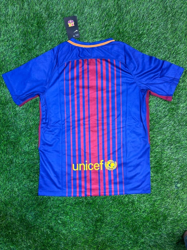 Retro FC Barcelona 17/18 Home Half Sleeve Jersey  - L