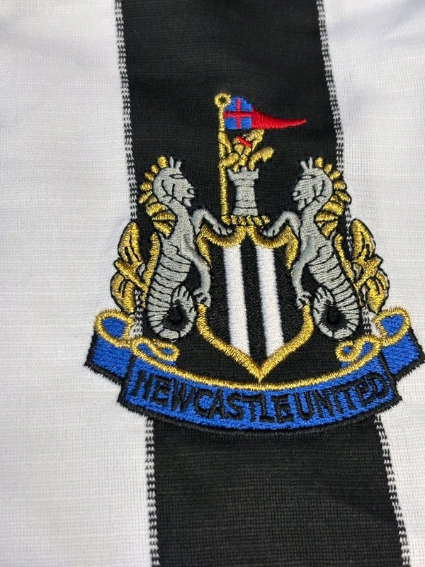 Retro New Castle Home 1999-00 Half Sleeve  - L