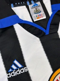 Retro New Castle Home 1999-00 Half Sleeve  - L