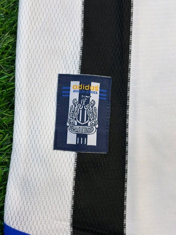 Retro New Castle Home 1999-00 Half Sleeve  - XL