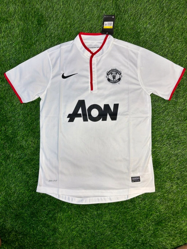 Retro Manchester United 12/13 Away Half Sleeve  - XL