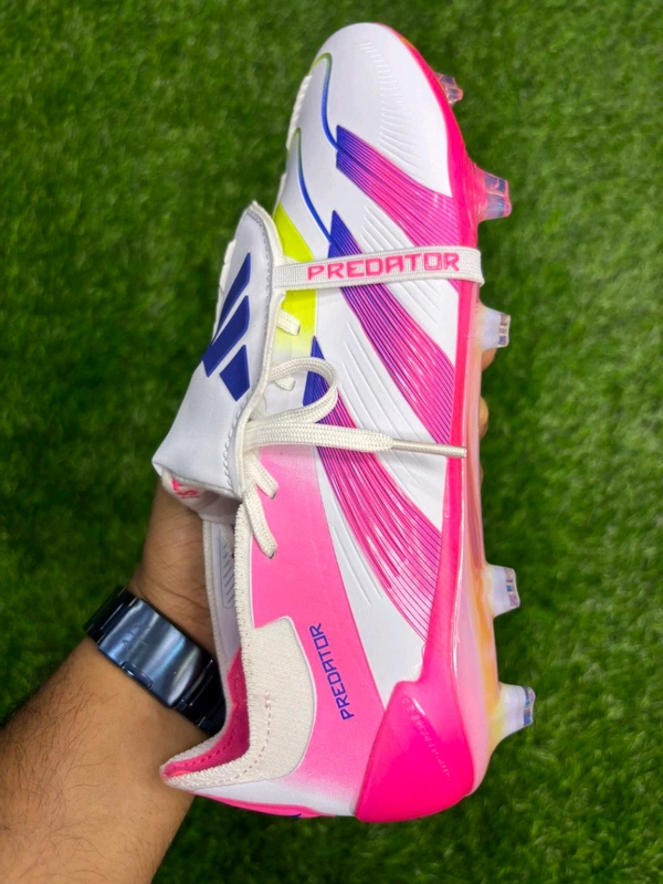 Predator Elite Foldover Grey And Pink Colour FG With Lace - 7.5