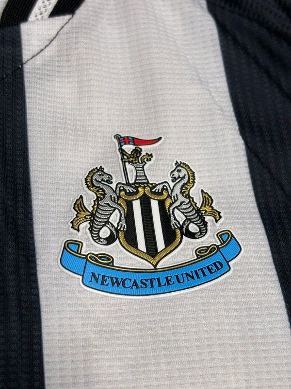 Newcastle United 24/25 Home Player Edition  - S