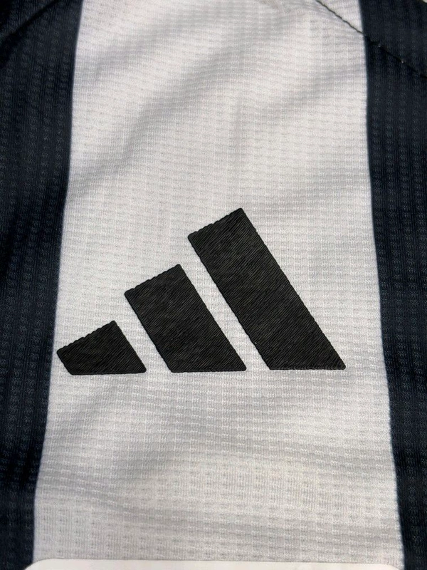 Newcastle United 24/25 Home Player Edition  - S