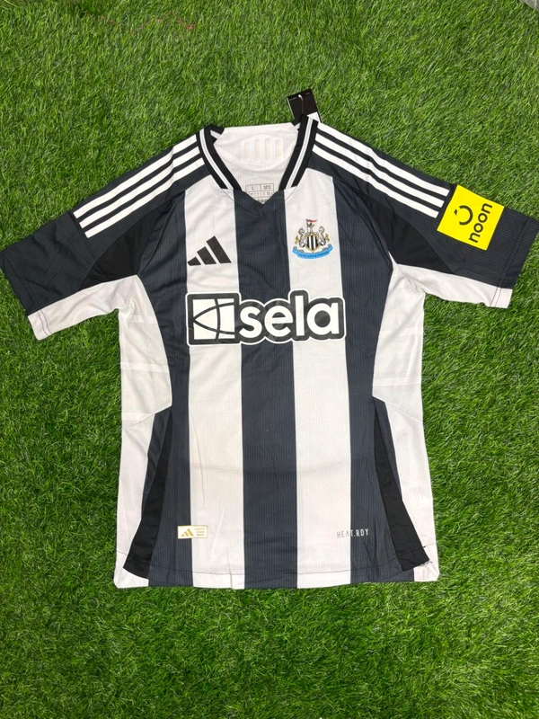 Newcastle United 24/25 Home Player Edition  - L