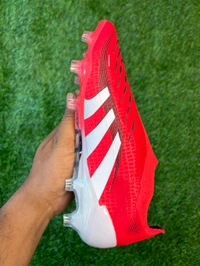 Predator Red Colour FG Without Lace Low-top  - 6.5