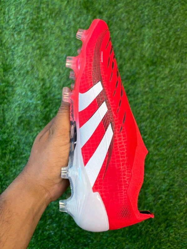 Predator Red Colour FG Without Lace Low-top  - 6.5