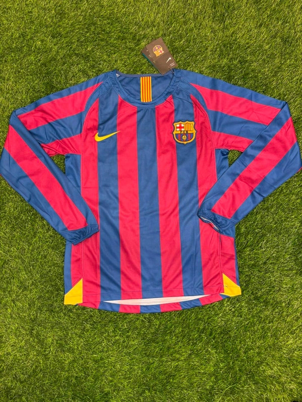 Retro Barcelona 2005-06 Home Full Sleeve Jersey - L