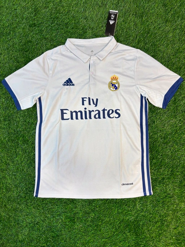 Retro Madrid 2016-17 Home Half Sleeve  - S
