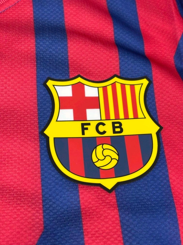 Retro Barcelona 2011-12 Home Half Sleeve  - M
