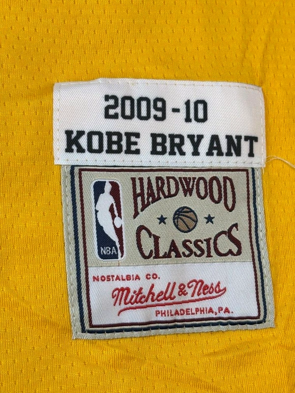 NBA Lakers Yellow Colour - BAYANT 24 - S