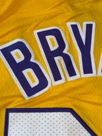 NBA Lakers Yellow Colour - BAYANT 24 - L