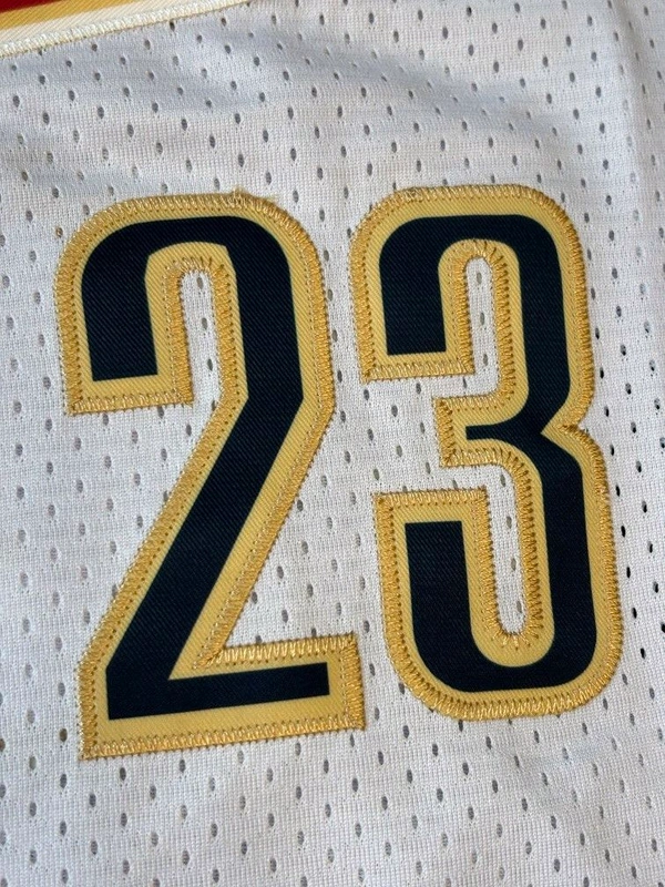 NBA Cleveland Cavaliers Blue  - JAMES 23 - M