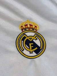 Retro Madrid 2004-05 Home Half Sleeve  - M