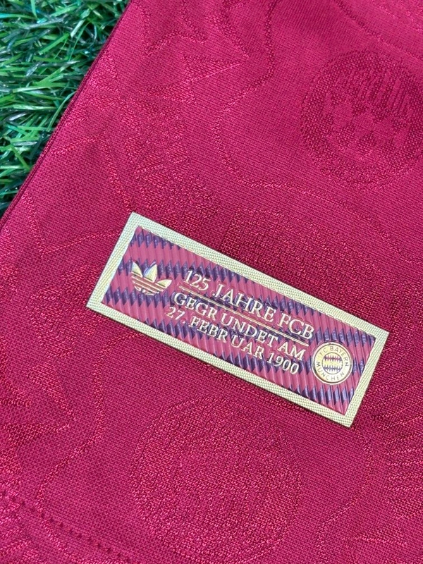 Bayern Munich 125th Aniversary Red Player Edition  - L
