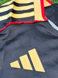 Liverpool FC Black Colour Player Edition Half Sleeve  - S