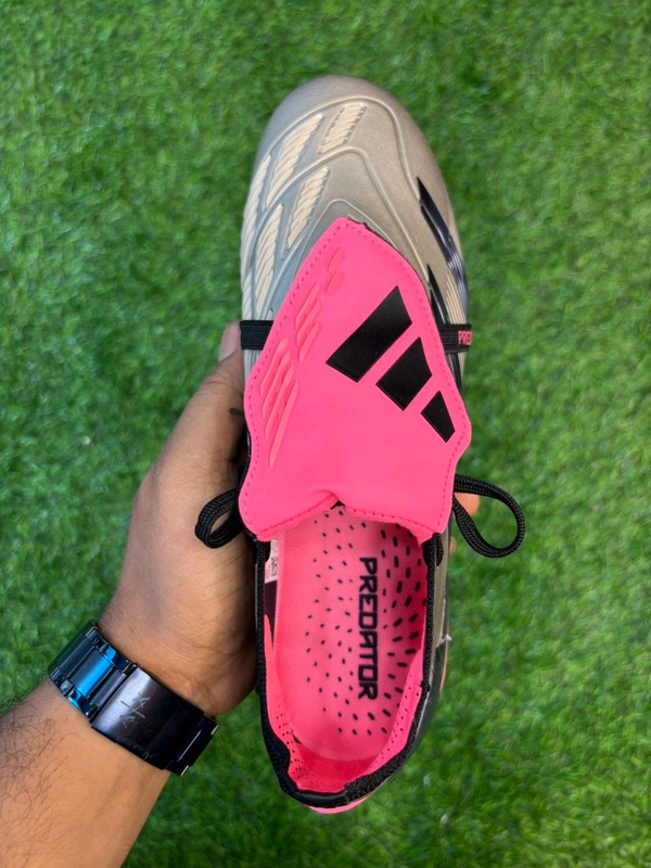 Predator Foldover Elite Grey And Pink FG - 6.5