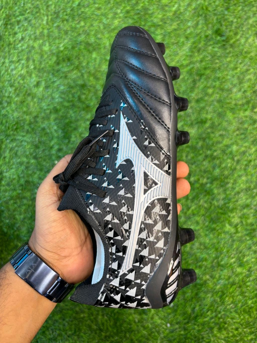 Mizuno Neo 3 Black And Silver FG With Lace