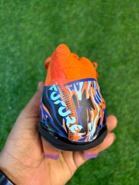Future 8 Ultimate Orange FG With Lace  - 6