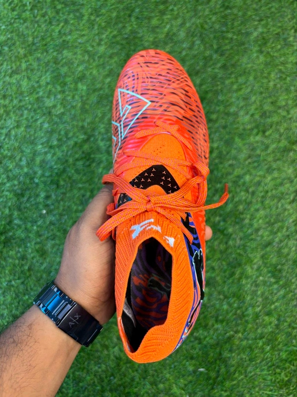 Future 8 Ultimate Orange FG With Lace  - 7.5
