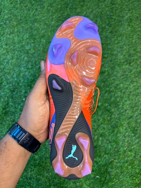 Future 8 Ultimate Orange FG With Lace  - 7.5