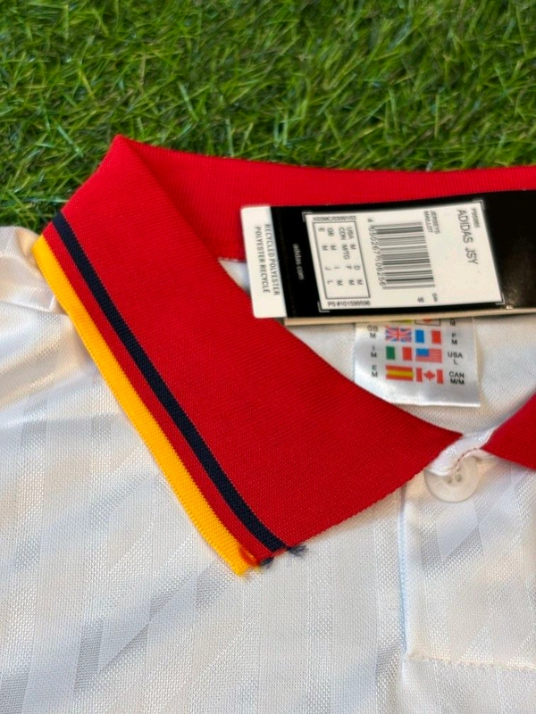 Retro Spain 1994 Away White Half Sleeve - S