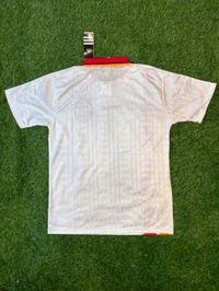 Retro Spain 1994 Away White Half Sleeve - S