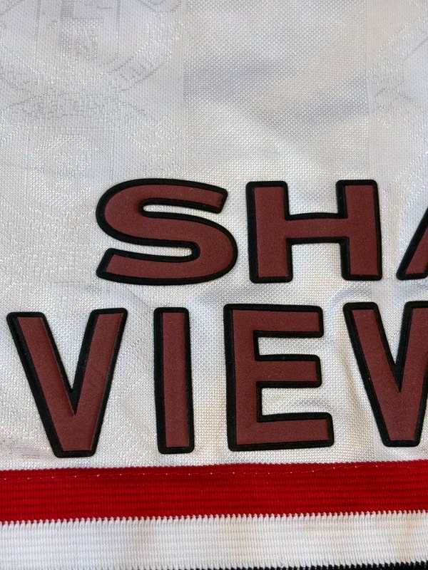 Retro Manchester United 1998-99 Away Half Sleeve  - L
