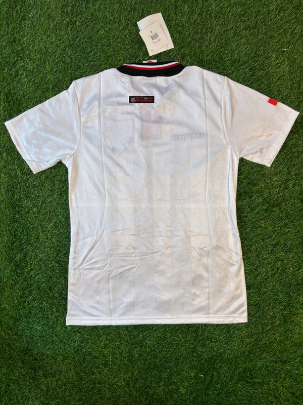 Retro Manchester United 1998-99 Away Half Sleeve  - L
