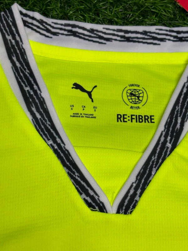 Dortmund 24/25 Neon Green Fan Edition Half Sleeve With Short  - M