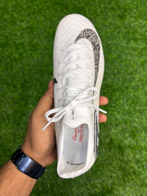Mercurial Vapor 16 Elite Silver Black With Lace FG - 5.5
