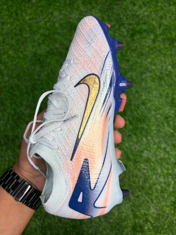 Mercurial Vapor 16 Elite CR7 Edition SG With Lace ( Metal Changer) - 7.5