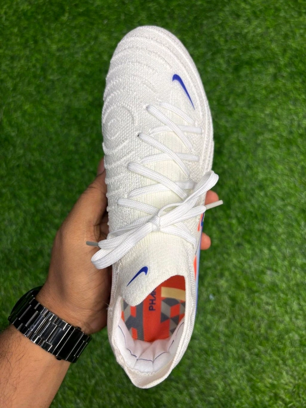 PhantomGX Luna White & Orange Low-top FG With Lace  - 6