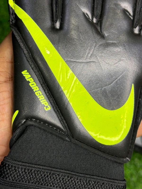 Vapor Grip 3 Black & Neon Green Premium Match Gloves  - 8