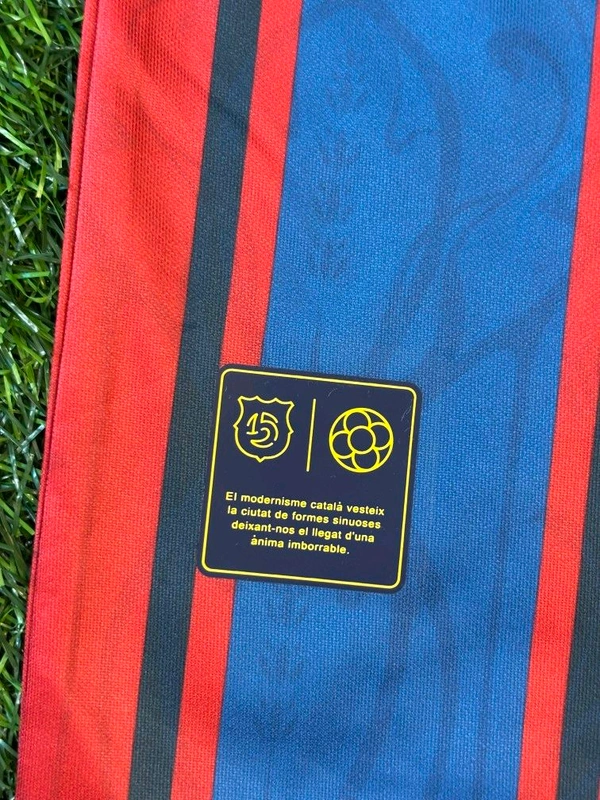 Barcelona Polo Tshirt Player Edition  - M