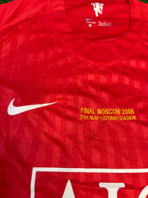 Retro Manchester United 2008 Home Fan Edition With Short  - L