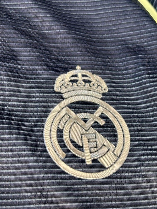 Madrid 25/26 Away Player Edition Half Sleeve  - XXL