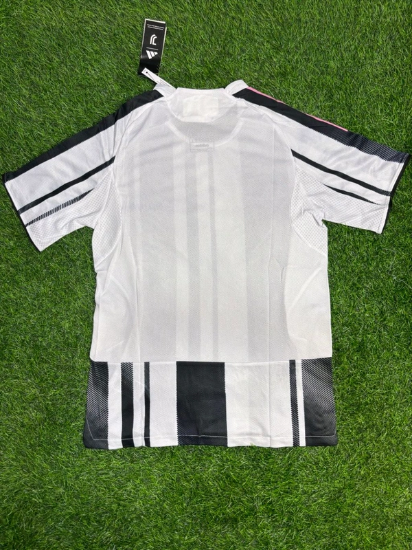 Juventus FC 25/26 Home Player Edition Half Sleeve  - L
