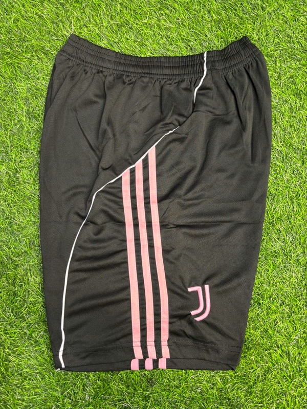 Juventus FC 25/26 Home Kit Fan Edition With Short  - M