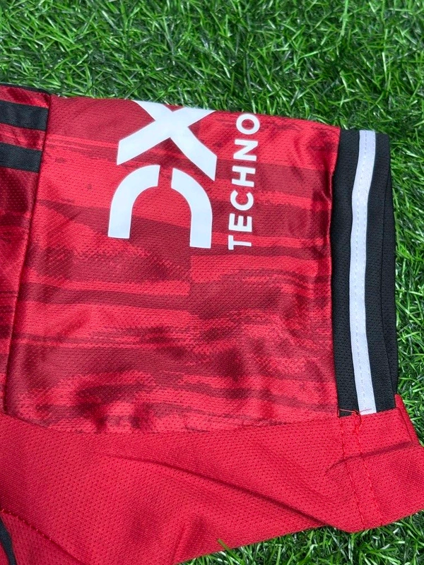 Manchester United 25/26 Home Kit Fan Edition With Short  - L
