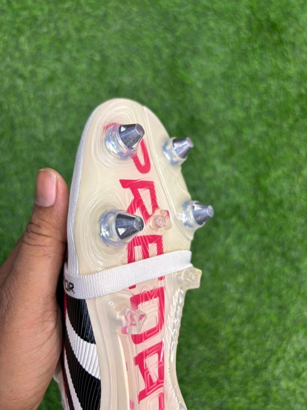 Predator Foldover Elite Cream Colour SG With Lace(Metal Changer) - 7.5