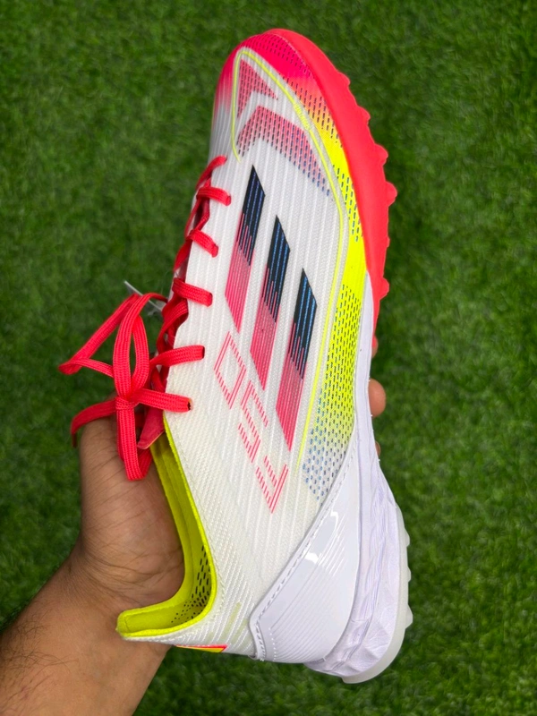 F50 White Orange Mix Colour AG/Turf With Lace  - 6.5