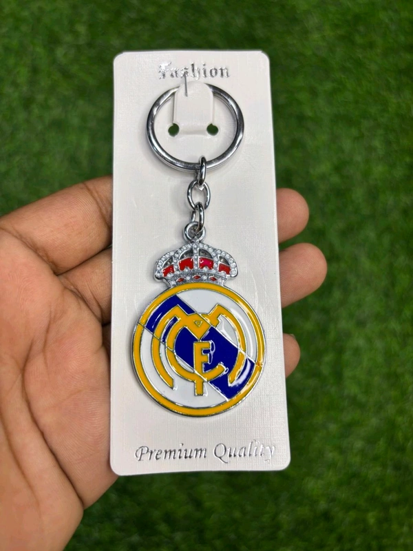 Football Clubs Metal Key Chain(1 Piece) - Real Madrid